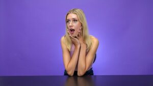 She Reacts Discount